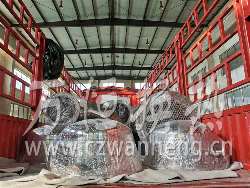 浙江衢州XX化工有限公司购买3套6台不锈钢冷凝器