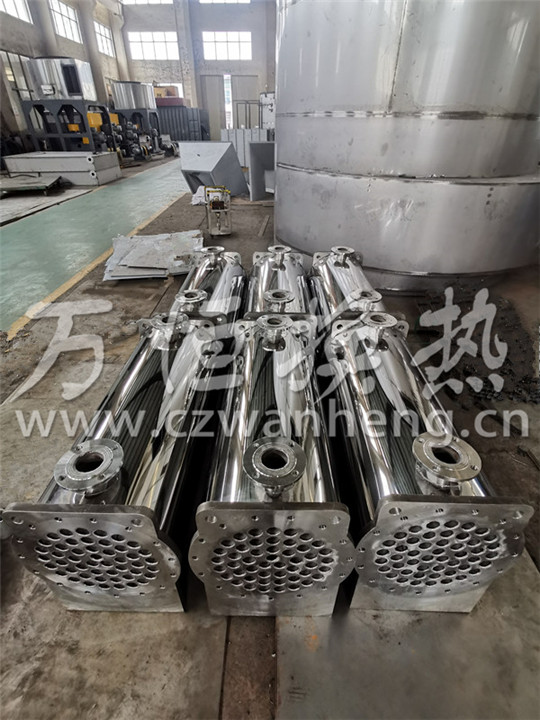 常州市XX装备有限公司购买10组不锈钢冷凝器
