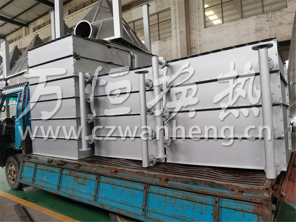 江苏XX新材料有限公司购买3组14片蒸汽换热器